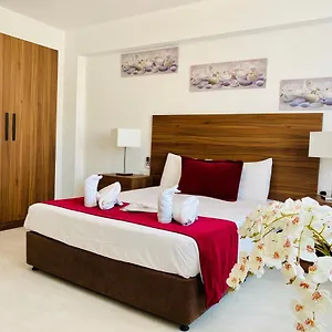 Aparthotel Eleonora, Larnaka